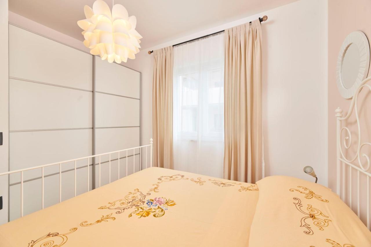 Villa Ax Umag Buitenkant foto