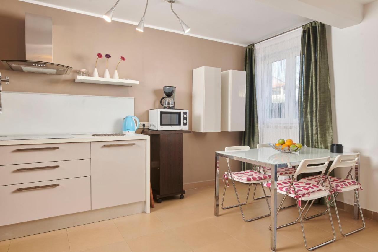 Villa Ax Umag Buitenkant foto
