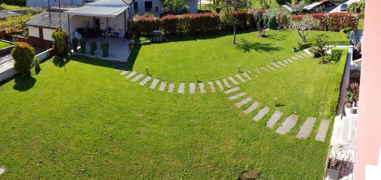 Villa Ax Umag Buitenkant foto